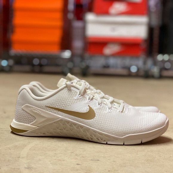 nike metcon 4 champagne